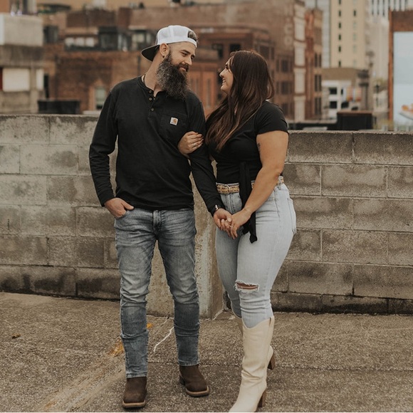 Meet your Posher, Alexandra - Picture 1 of 1